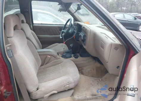 1997 Chevrolet Blazer from USA, damaged, VIN 1GNC513W2V2188892